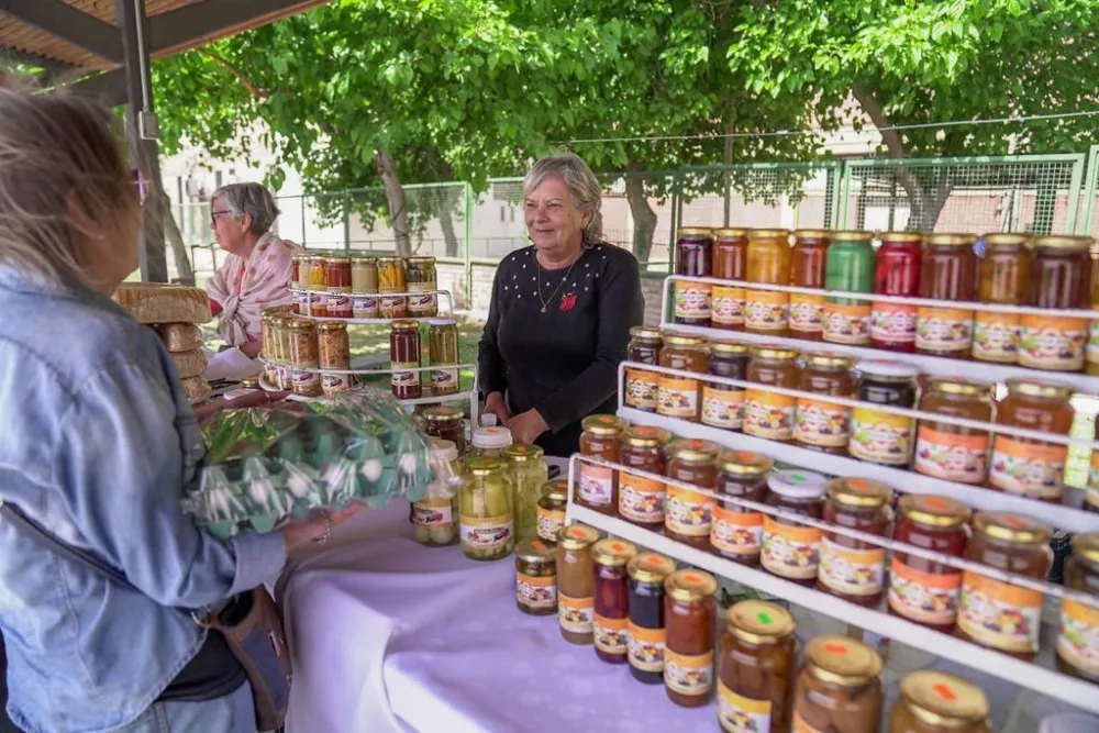 cdbc1cd4d244e06349fd344fc7830f93_XL