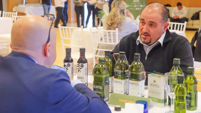 21cda84a7926a8e73fa6177ca881e4d0_L