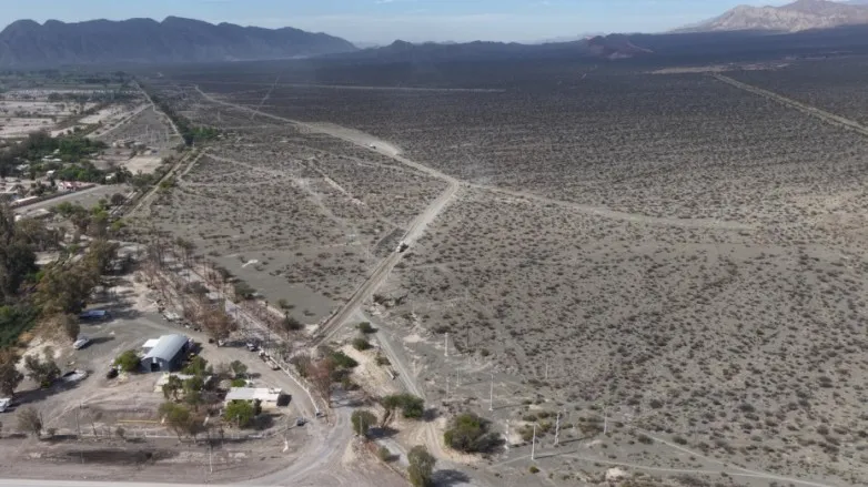 e5d2ea094aaea5b87d6e445290f8015c_L