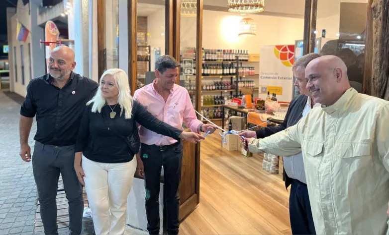 d418326cbdbbefd308a476a8542b71ea_L