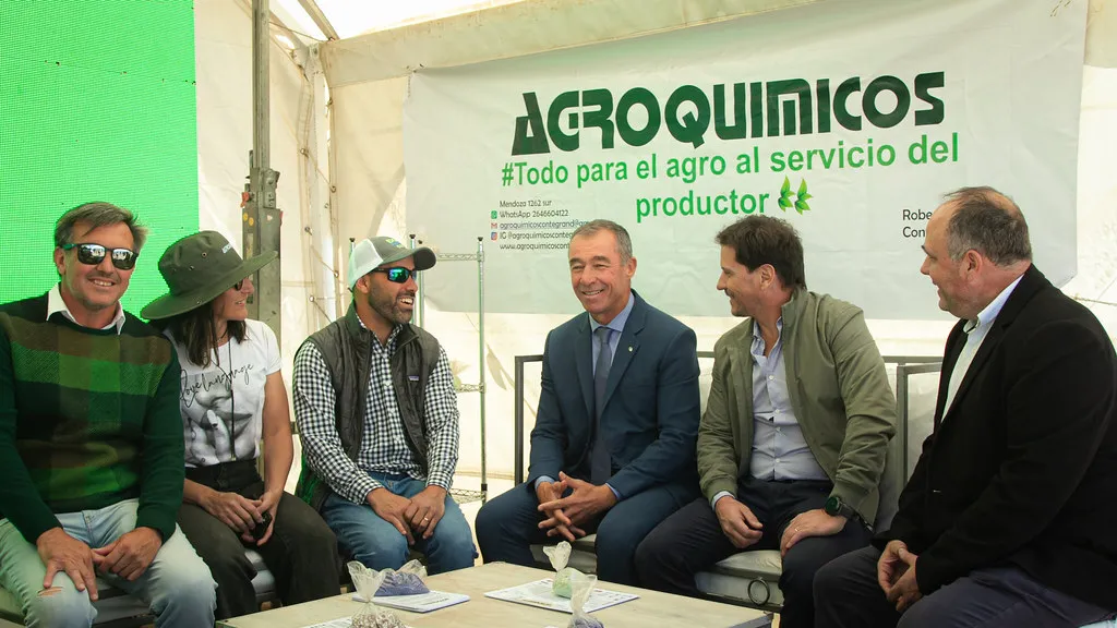 54038623851_669095e124_b