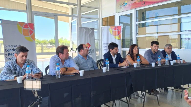 01dfd6431b3318c13bdb48b6a051d64b_L