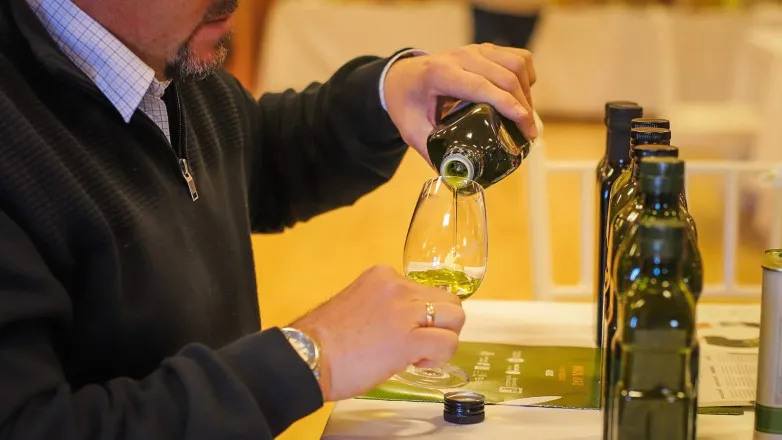 fb1bc187e0968ceee6a12376bcf50d08_L