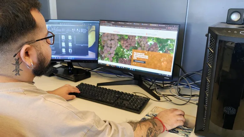 688b8cdf0dd5a933c931a78d51ad6d68_L