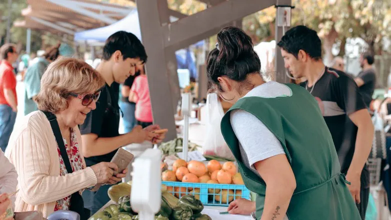 3d97ac9faff5c8c90e7fbb4eb5bff2e8_L